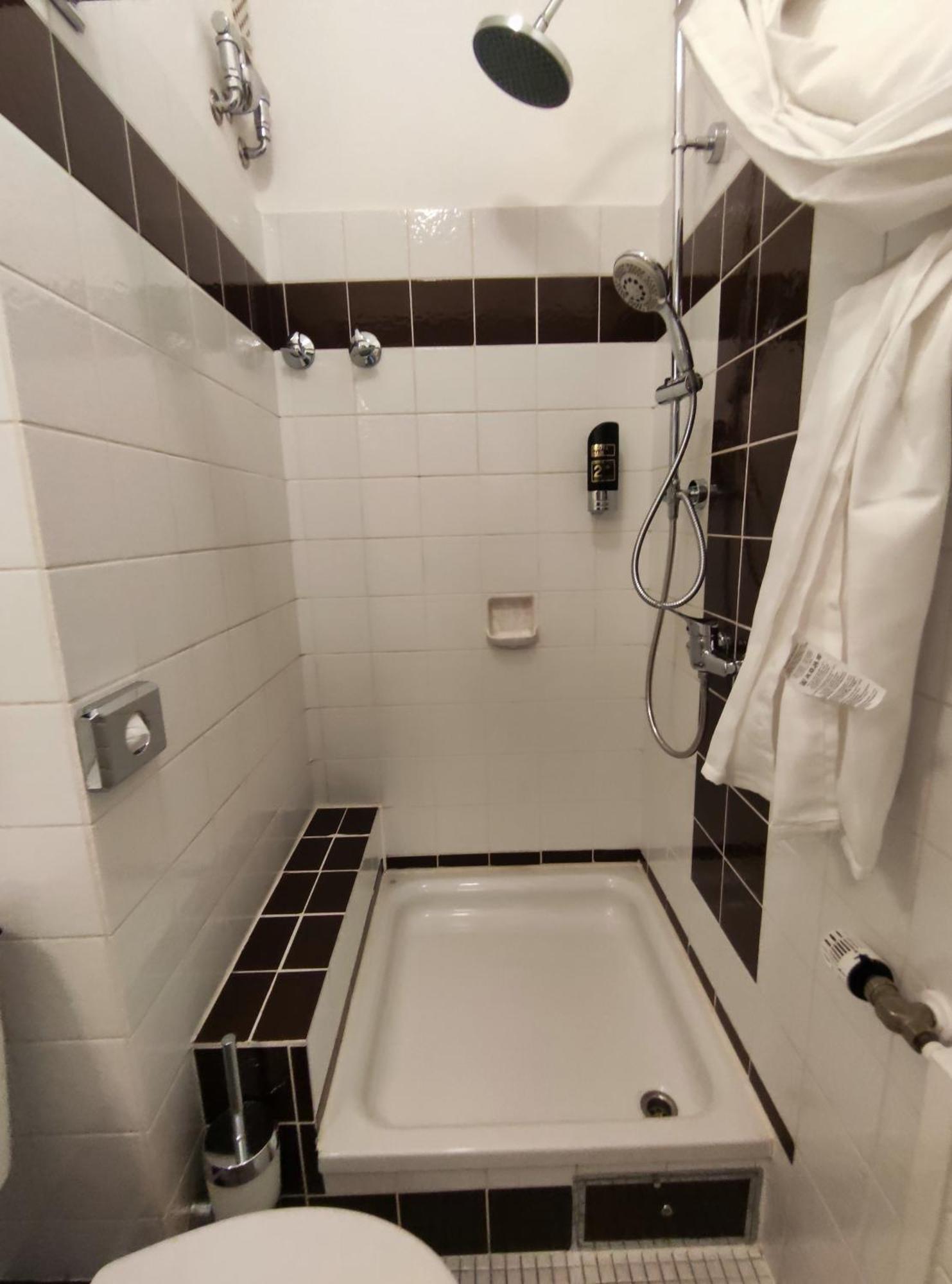 Gaestehaus Am Bahnhof, Self-Check-In Vechta Quarto foto